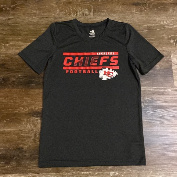 Team Athletics Tops - Kansas City Chiefs T-Shirt